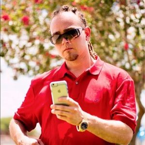 Meet your Posher, Daniel